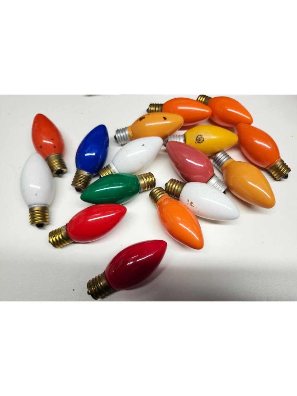 Lot (16) Vintage Christmas Light Bulbs